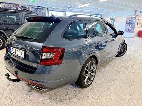 Skoda Octavia 3 of 25