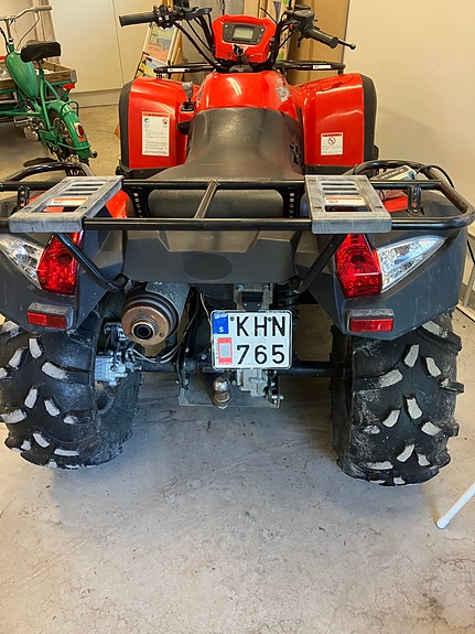 Kymco 500 2 of 4