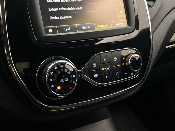 Renault Captur 22 of 30