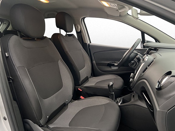 Renault Captur 24 of 30