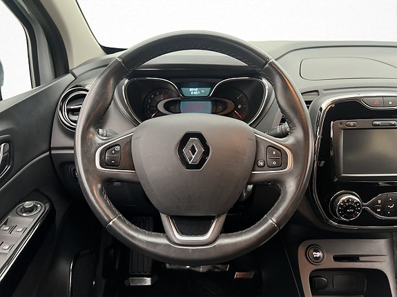 Renault Captur 13 of 30