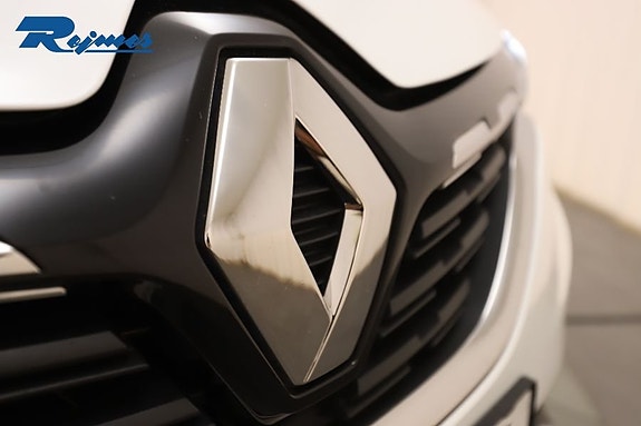 Renault Captur 6 of 25