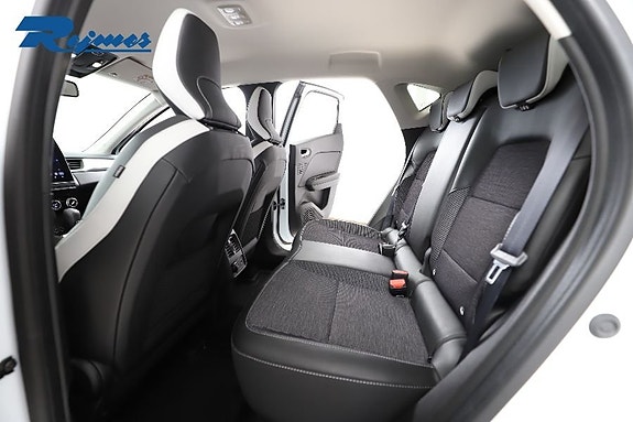 Renault Captur 16 of 25