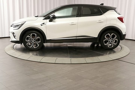Renault Captur 2 of 25