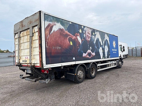 Kylbil SCANIA P320 6x2 5 of 6
