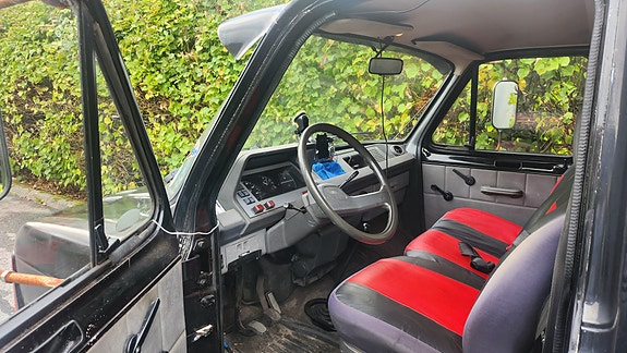 Ford Transit 3 of 10