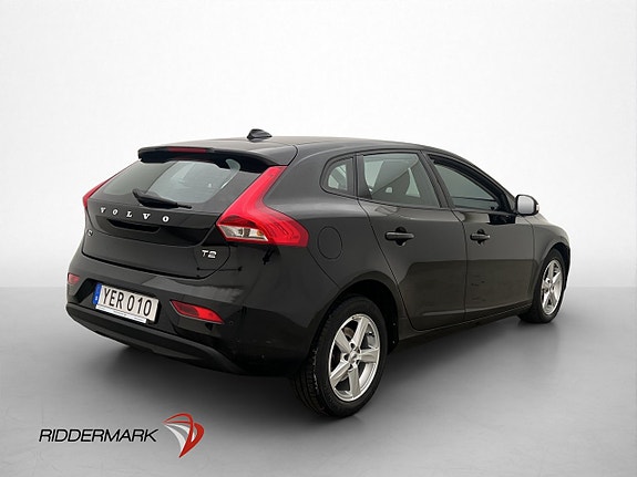 Volvo V40 8 of 28