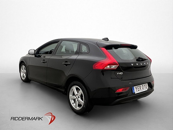 Volvo V40 6 of 28