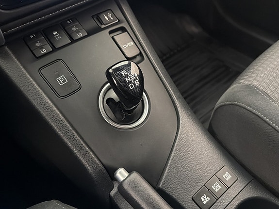 Toyota Auris 23 of 30