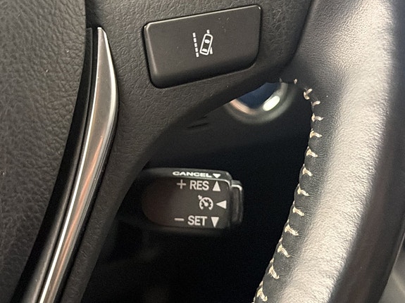 Toyota Auris 18 of 30