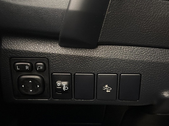 Toyota Auris 14 of 30