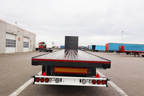 Kel-berg S105V 3 axlad 14.900mm Flak trailer 6 of 12