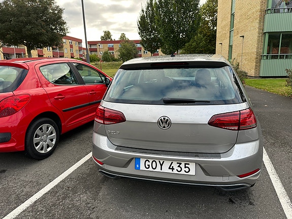 Volkswagen Golf VII 9 of 17