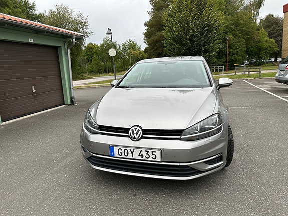 Volkswagen Golf VII 14 of 17