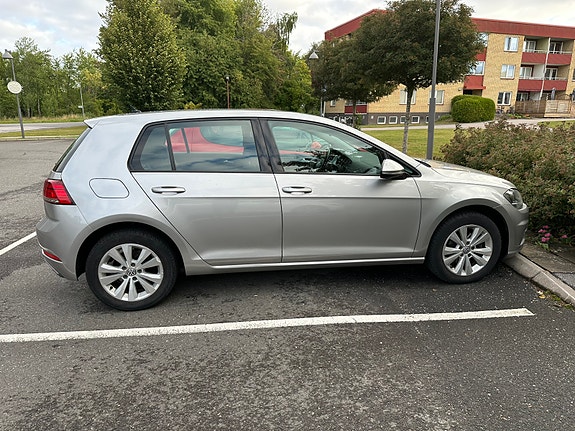 Volkswagen Golf VII 8 of 17
