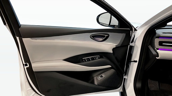 BYD Seal 6 11 of 14