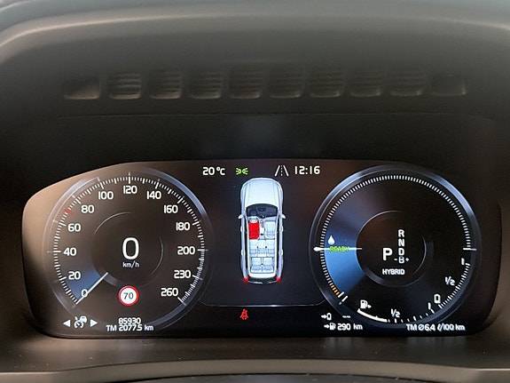 Volvo XC90 19 of 30