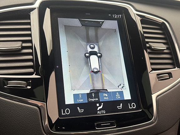 Volvo XC90 23 of 30