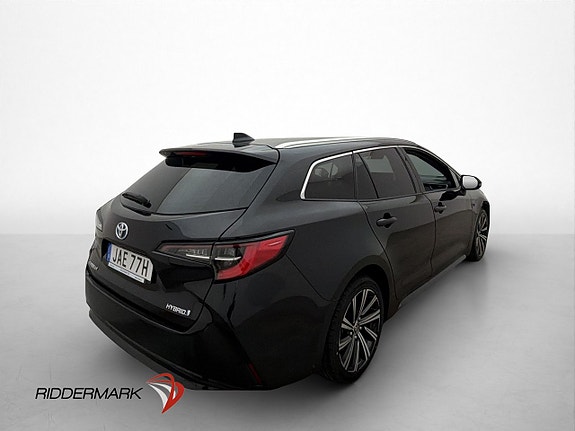 Toyota Corolla 8 of 30