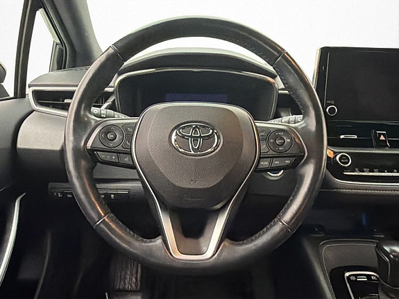 Toyota Corolla 13 of 30