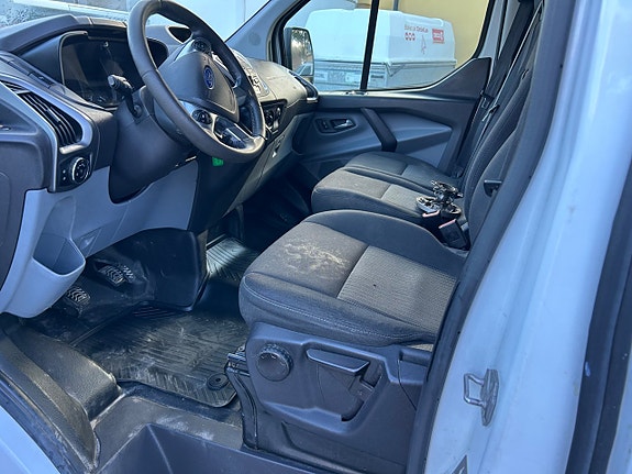Ford Transit Custom 3 of 9