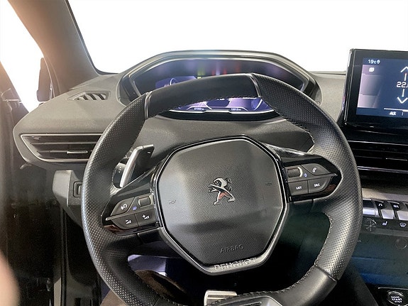 Peugeot 5008 7 of 15