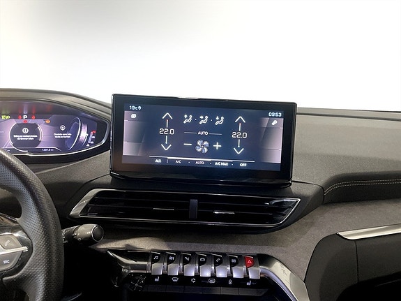 Peugeot 5008 9 of 15