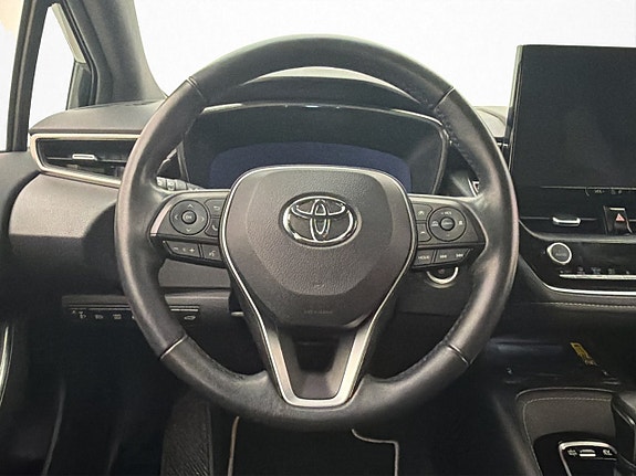 Toyota Corolla 13 of 30