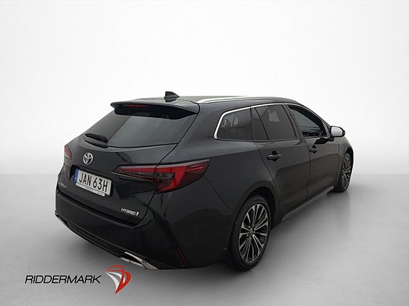 Toyota Corolla 8 of 30