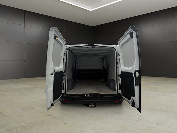 Renault Trafic 13 of 30