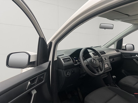 Volkswagen Caddy 14 of 26