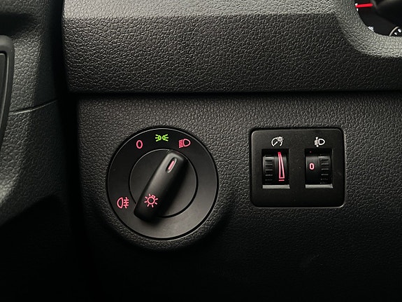 Volkswagen Caddy 13 of 26