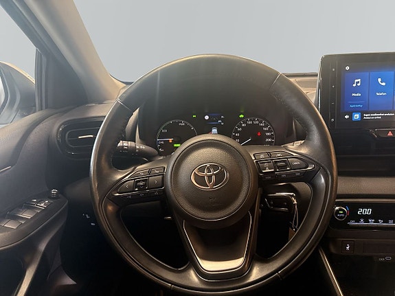 Toyota Yaris 10 of 10
