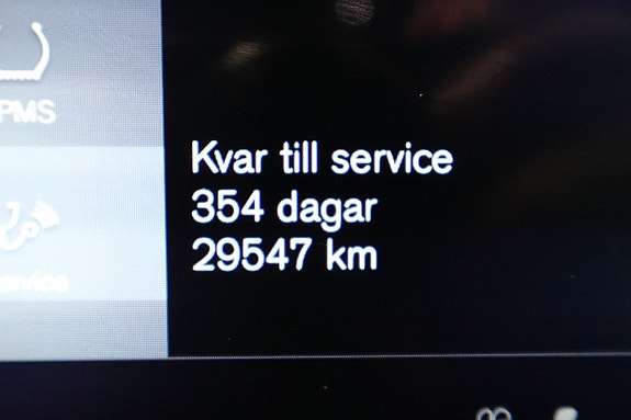 Volvo XC90 16 of 25