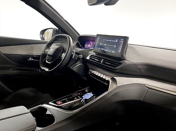 Peugeot 3008 14 of 18