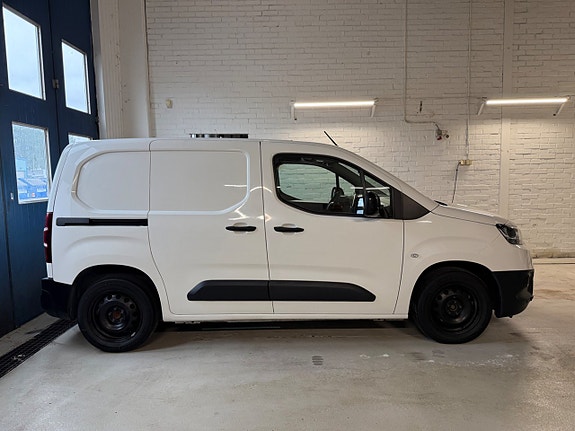 Toyota Proace City 2 of 17
