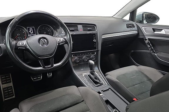 Volkswagen Golf Alltrack 19 of 30