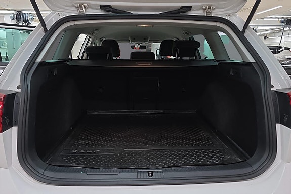 Volkswagen Golf Alltrack 7 of 30