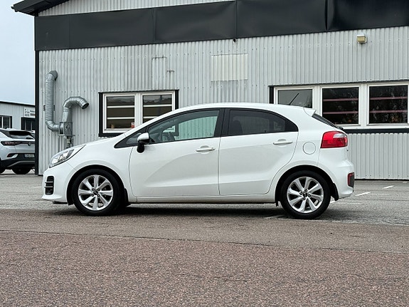 Kia Rio 2 of 14