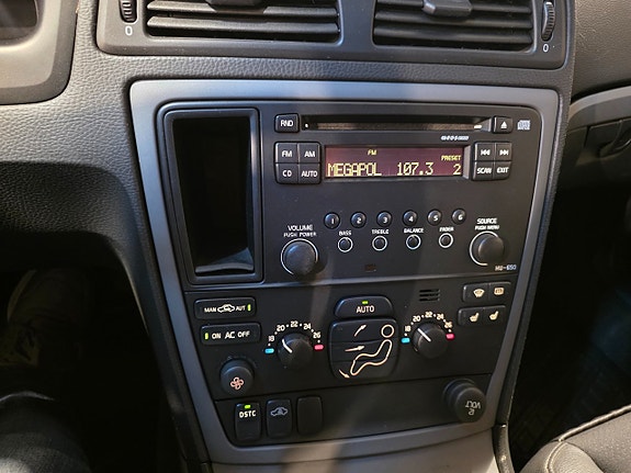 Volvo V70 8 of 9