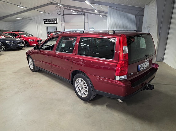 Volvo V70 5 of 9