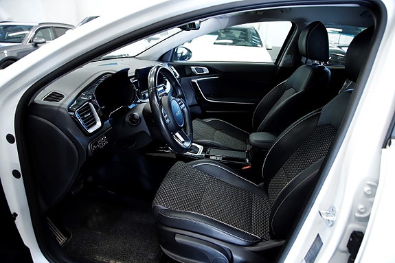 Kia XCeed 7 of 18