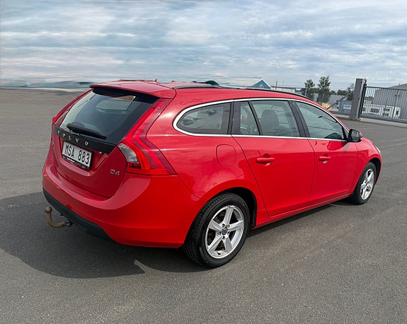 Volvo V60 5 of 7