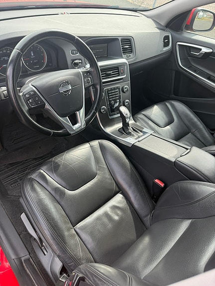 Volvo V60 6 of 7