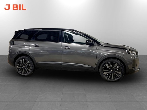 Peugeot 5008 16 of 19