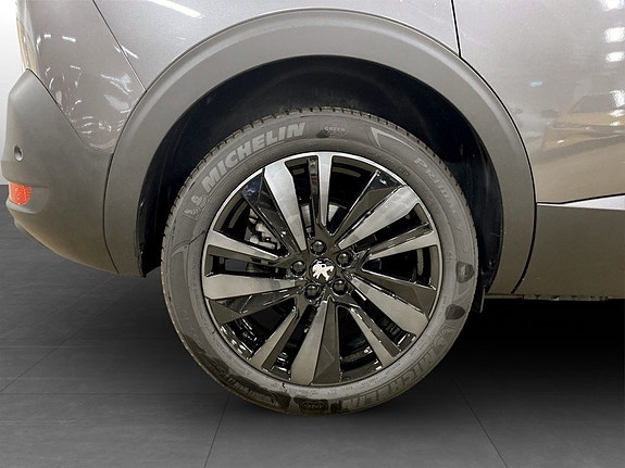 Peugeot 5008 17 of 19