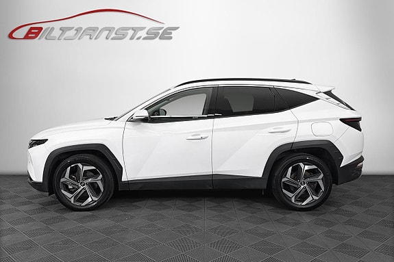 Hyundai Tucson 2 of 16