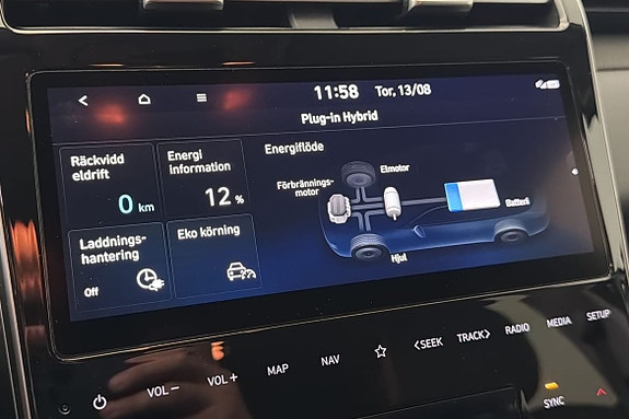 Hyundai Tucson 13 of 16