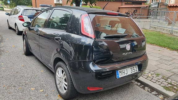 Fiat Punto 3 of 8