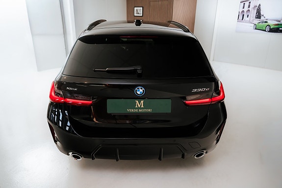 BMW 330e 6 of 14